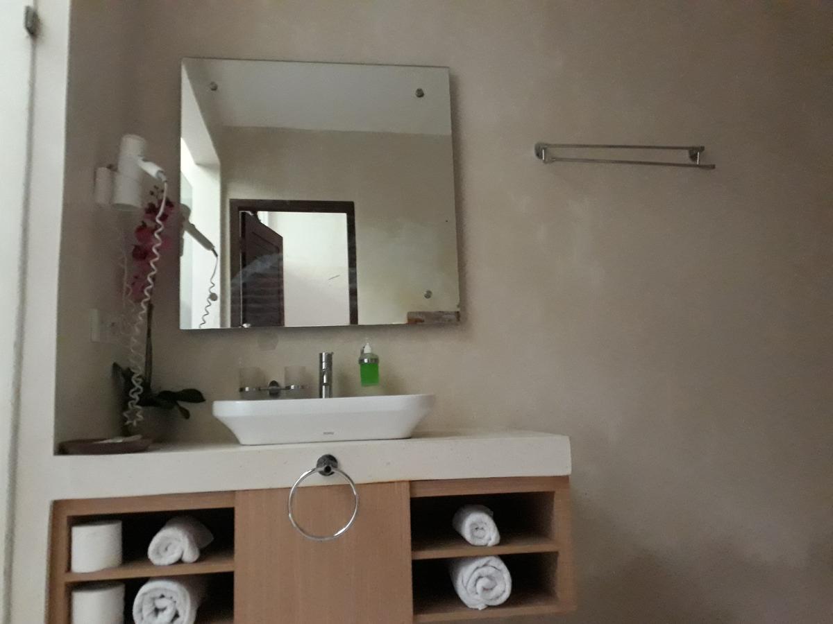 Narvik Villa Ломбок Екстериор снимка